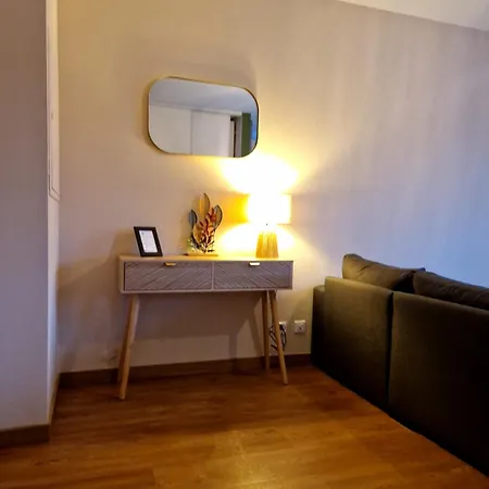 Apartament Climatise Parking Gratuit